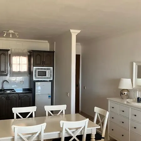 Apartment La Cumbre 4a - Sea Views -2 Bed - 2 Bath - Mezzanine Floor - Aircon - Uk Tv